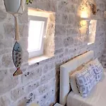 Cosy With Breathtaking View Gaios