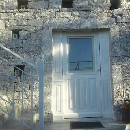 Cosy With Breathtaking View * Gaios