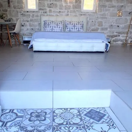 Cosy With Breathtaking View Gaios